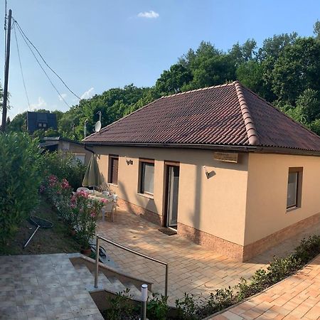 Apartamento House Carlo Ponty Tass Exterior foto